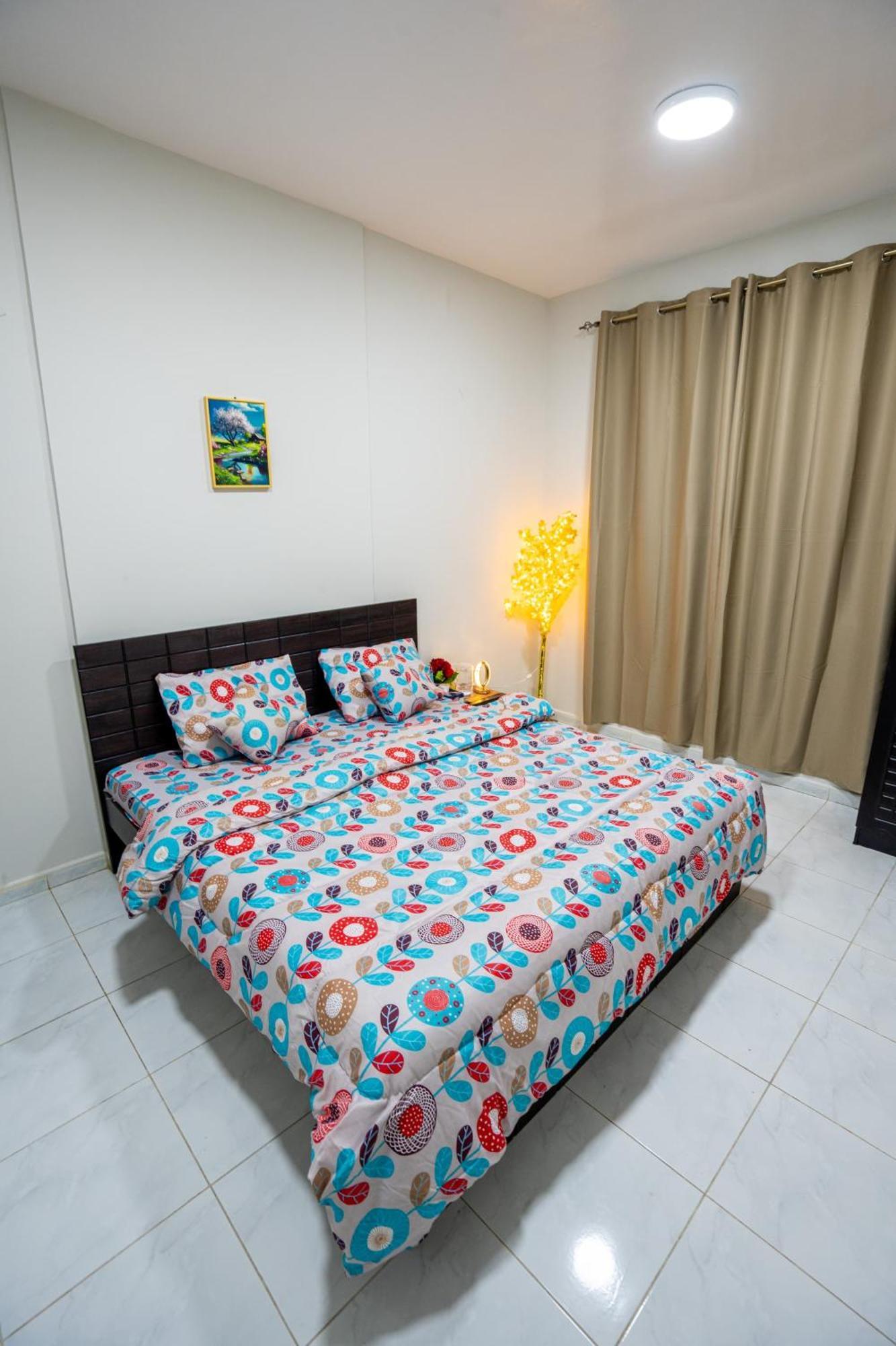 Studio Apartment Abu Dhabi Apartment *